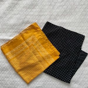 Bundle of scarves